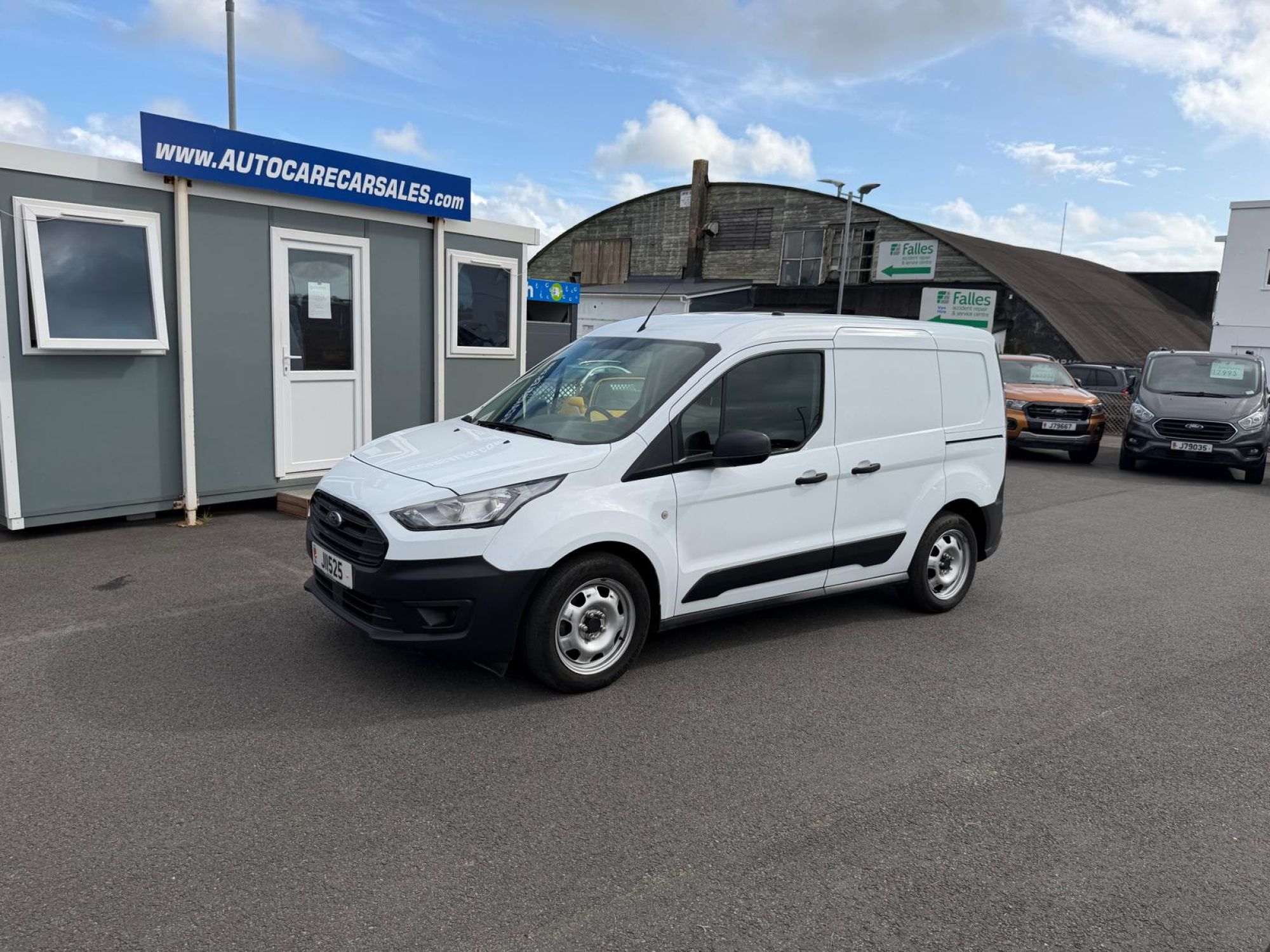 NOV 2019 FORD TRANSIT CONNECT 1.5 EcoBlue L1 PANEL VAN**FULLY PLY-LINED**ONLY 30800 MILES