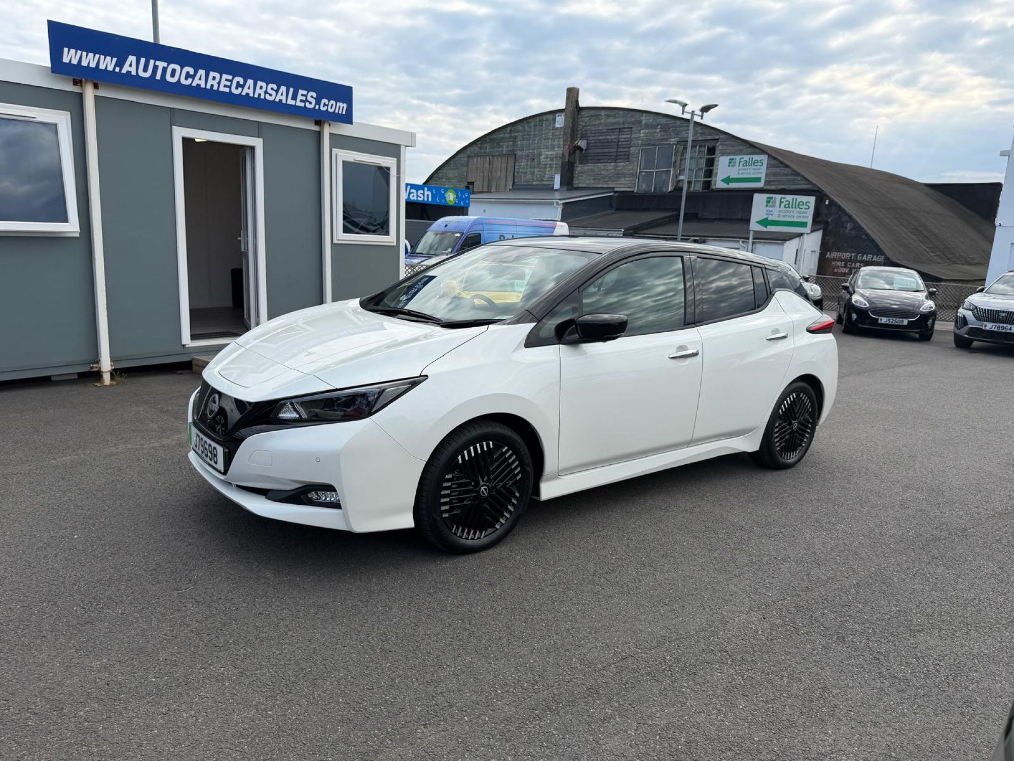 2024 NISSAN LEAF 39KWH TEKNA EDITION**FULLY ELECTRIC**FACELIFT MODEL**COST £31,940 NEW!!
