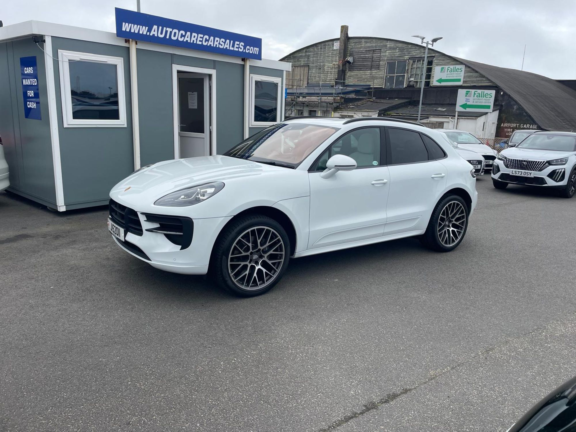 REDUCED**2021 PORSCHE MACAN 2.0 TFSI 4WD**ONLY 11000 MILES**FULL PORSCHE/OAKHURST SERVICE HISTORY
